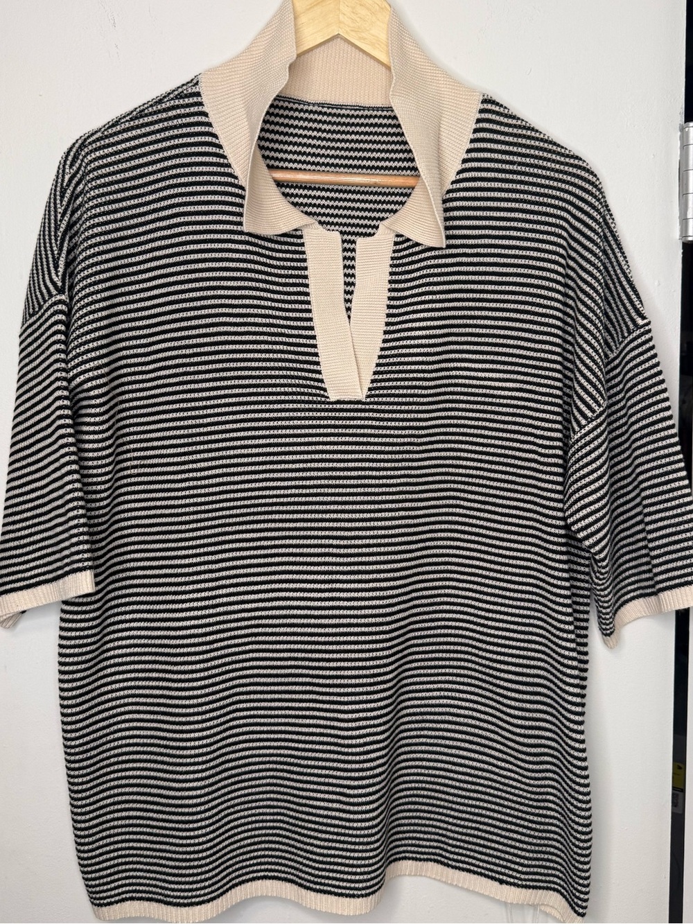 NWT Tankaneo Black & Cream Striped Knit Lounge Set Size Medium